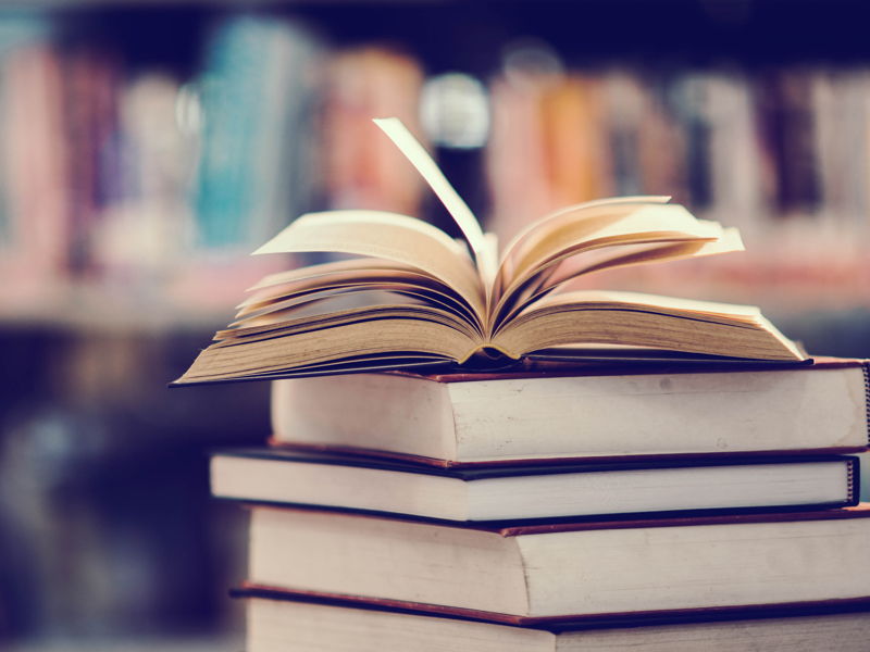 Scholen bewaren te veel en te lang gegevens